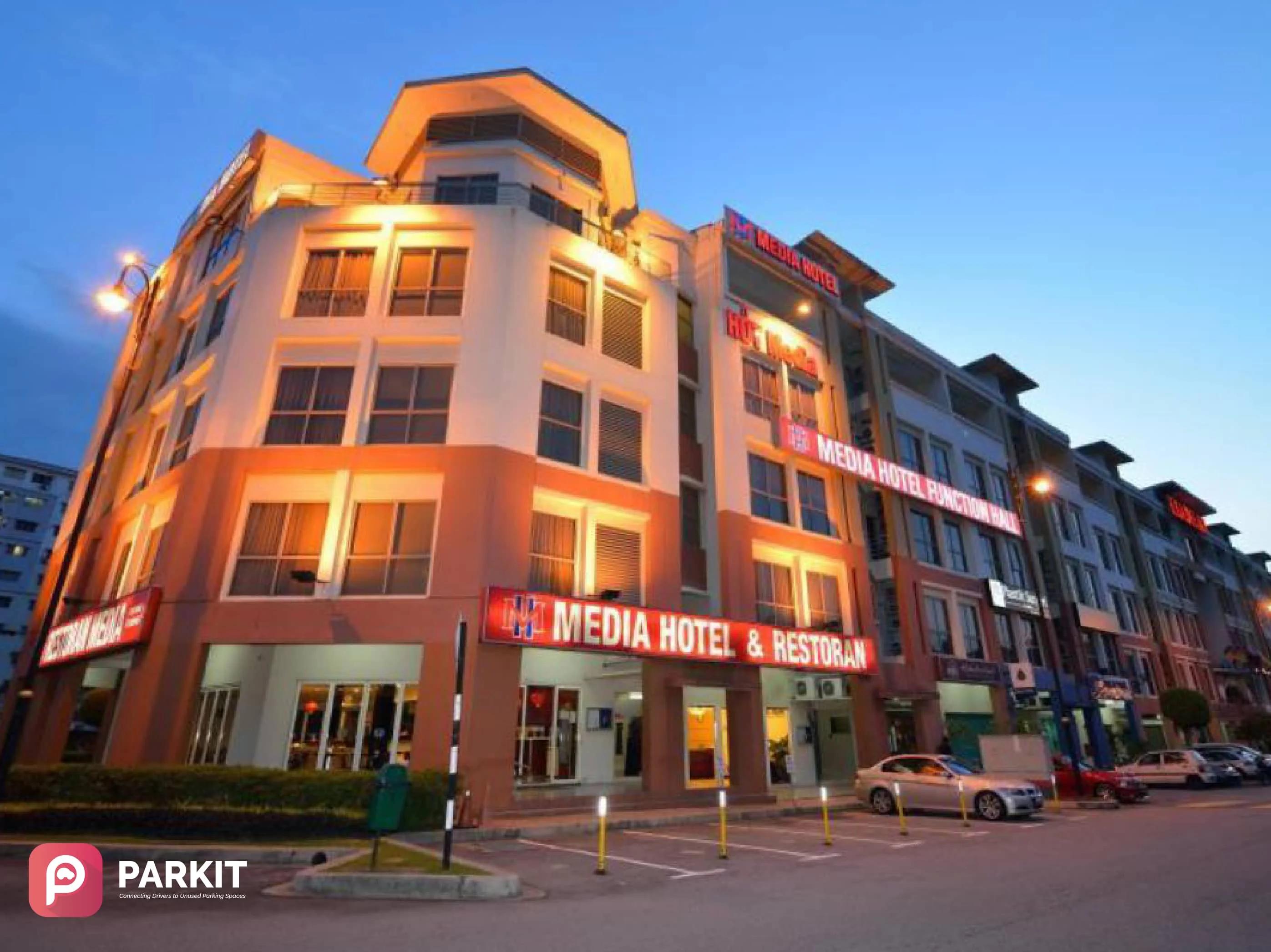 Merchant Square, Tropicana