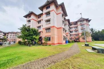 Pangsapuri Kiambang Block 25